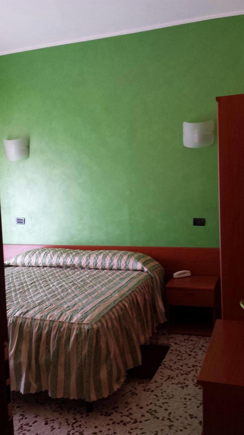 קולניו Hotel Frejus מראה חיצוני תמונה