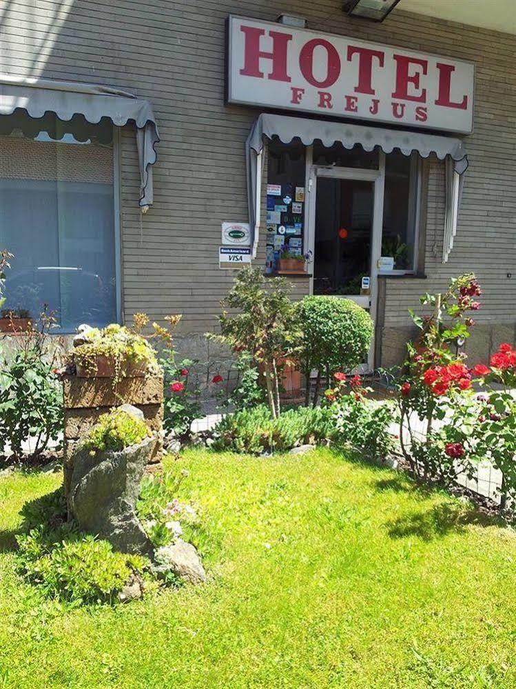 קולניו Hotel Frejus מראה חיצוני תמונה