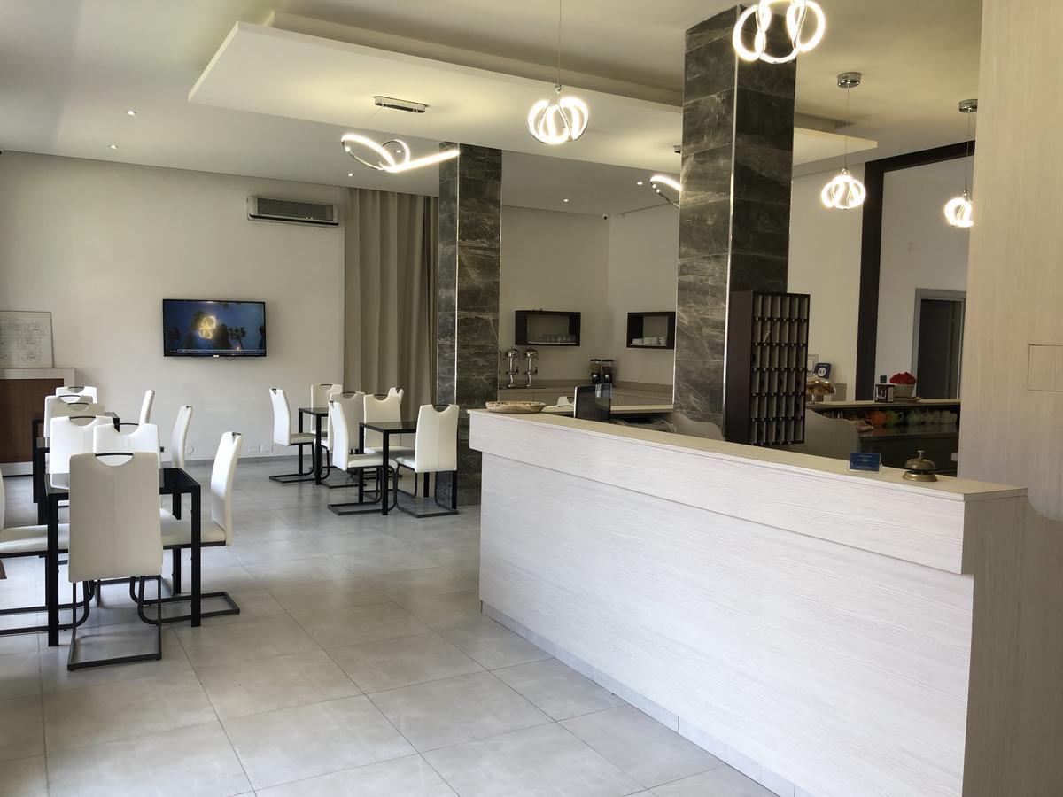 קולניו Hotel Frejus מראה חיצוני תמונה